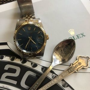 Men rolex watch date just model.